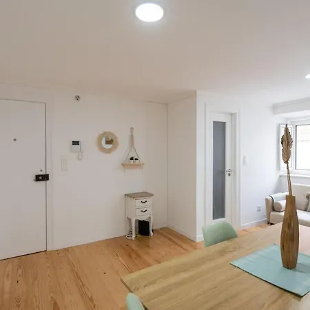 Апартаменти Cozy Bohemian Flat - Mint Лісабон