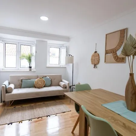 Cozy Bohemian Flat - Mint * Лісабон