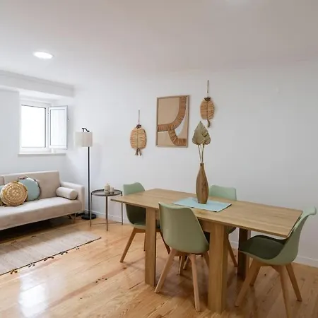 Cozy Bohemian Flat - Mint * Lisbon